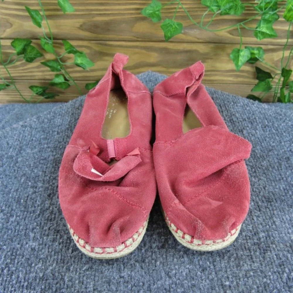TOMS Women's ‎ Espadrille Coral Leather Sz 9 Medium  Used 2025